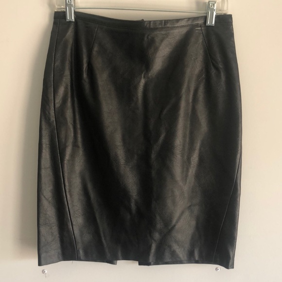 H&M Faux Leather Mini Skirt - Picture 2 of 14